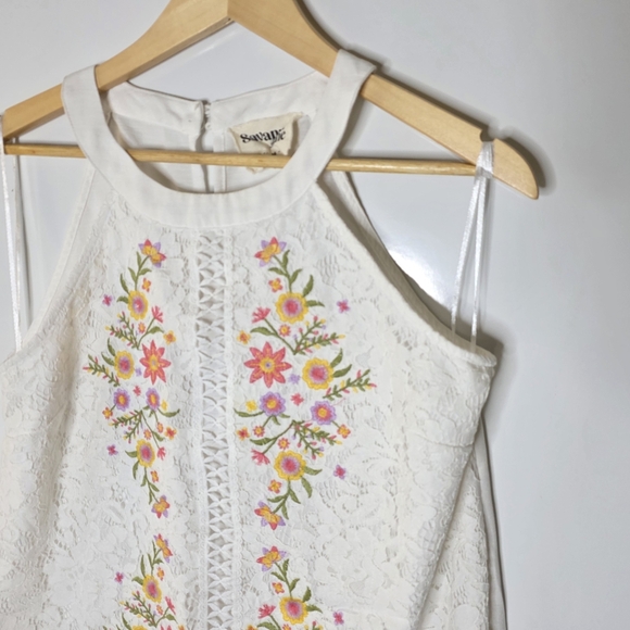 Savannah Jane white and colorful floral halter tank top in Excellent condition - Picture 3 of 7